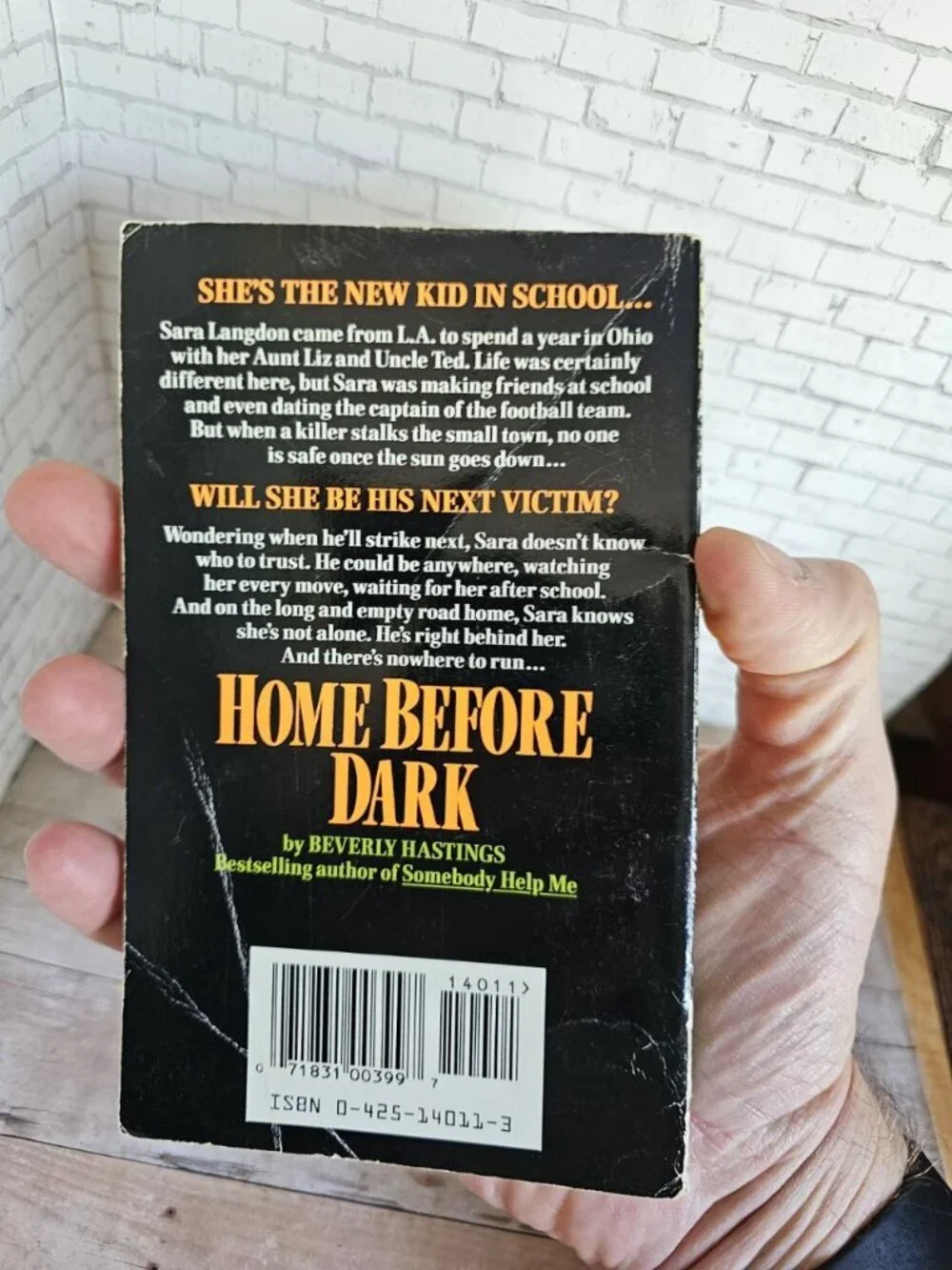 Home Before Dark Beverly Hastings 1993 Vintage YA Horror Thriller Paperback